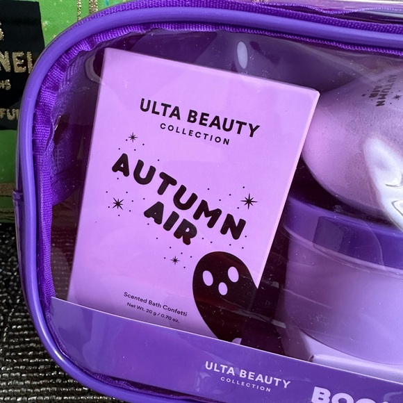 NWT 9 piece bundle Squishmallows, Ulta 5 piece bath set, slides & Batman duckie - Picture 15 of 17